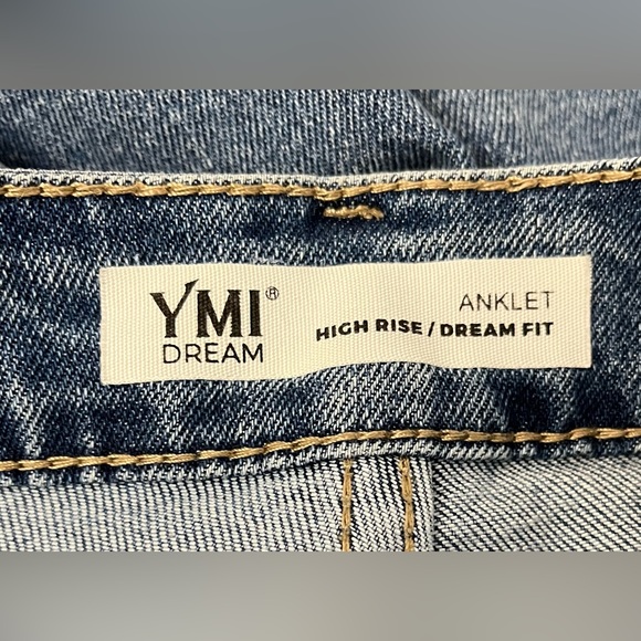 YMI Dream Distressed Anklet High Rise Dream Cotton Blend Jeans Size 13/31 - Picture 4 of 5